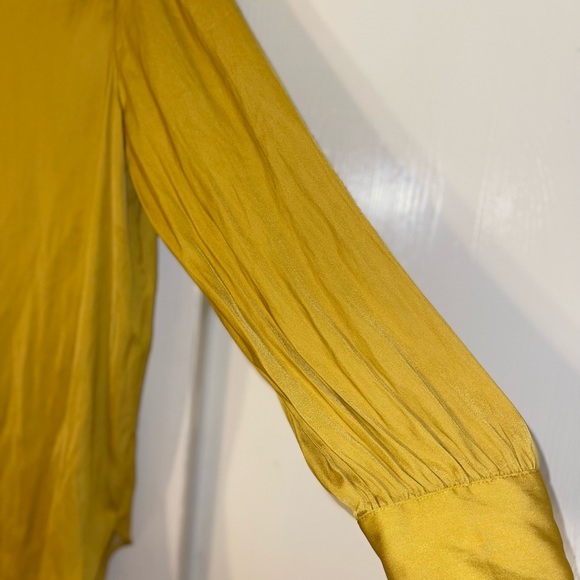 Loft Satin Feel Blouse - Picture 8 of 9